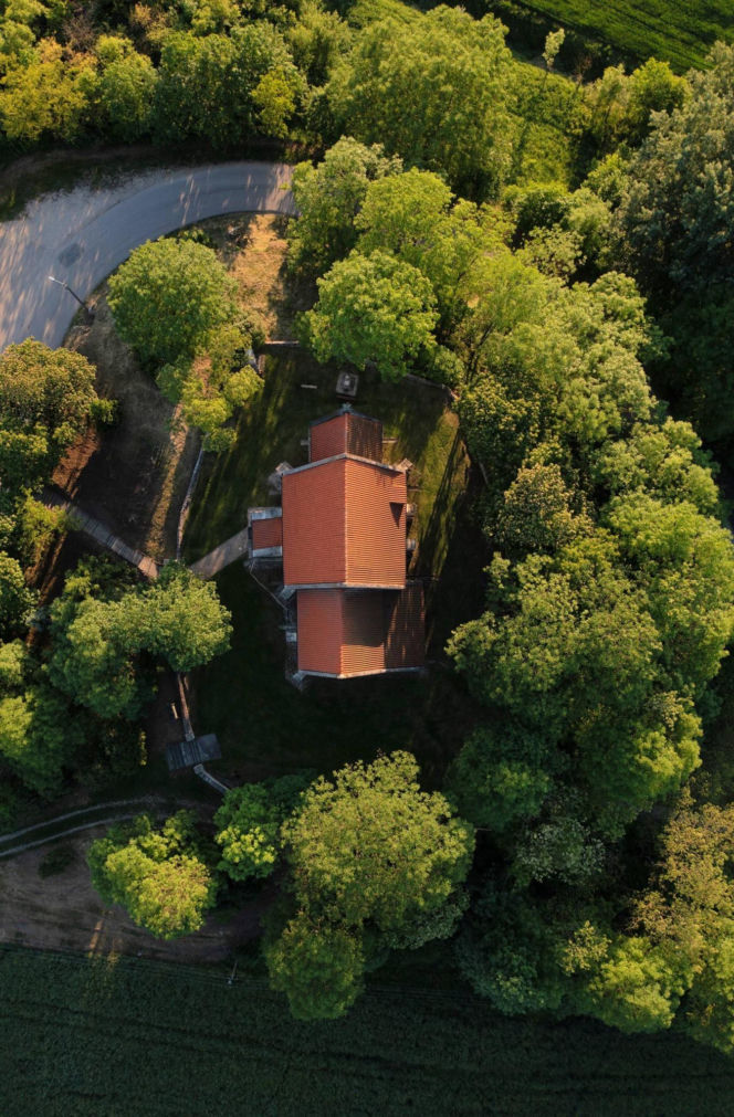 Chotel Czerwony. Świętokrzyskie