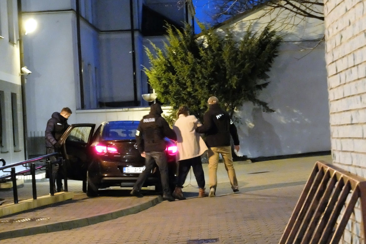 Cezary R. porwał żonę i córkę. W Sądzie Rejonowym w Białymstoku zapadł surowy wyrok