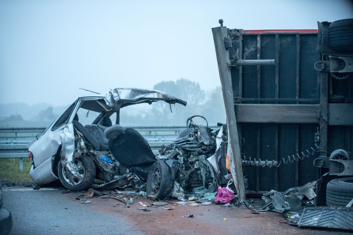 Tragiczny wypadek koło Włocławka na autostradzie A1. 5 osób nie żyje