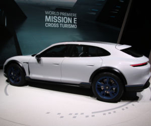 Porsche Mission E Cross Turismo