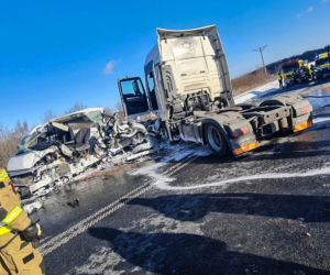 Tragiczny wypadek na obwodnicy Bolkowa. jedna osoba nie żyje 
