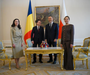 Marta Nawrocka w niecodziennej odsłonie w Rumunii. Postawiła na zaskakujące połączenie