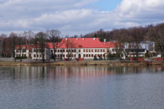 To jedno z najpiękniejszych śląskich miasteczek. Kiedyś było wsią, a przez wieki leżało w Małopolsce