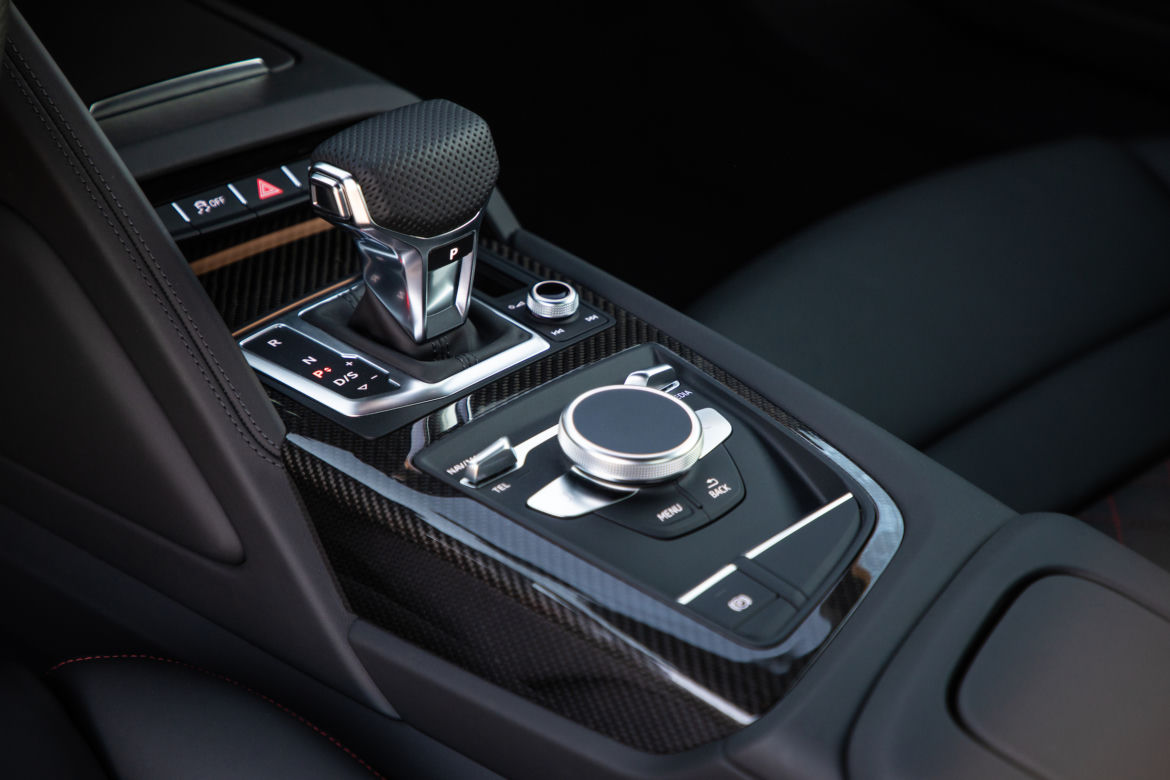 Audi R8 V10