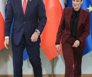 Marta Nawrocka w czerwieni