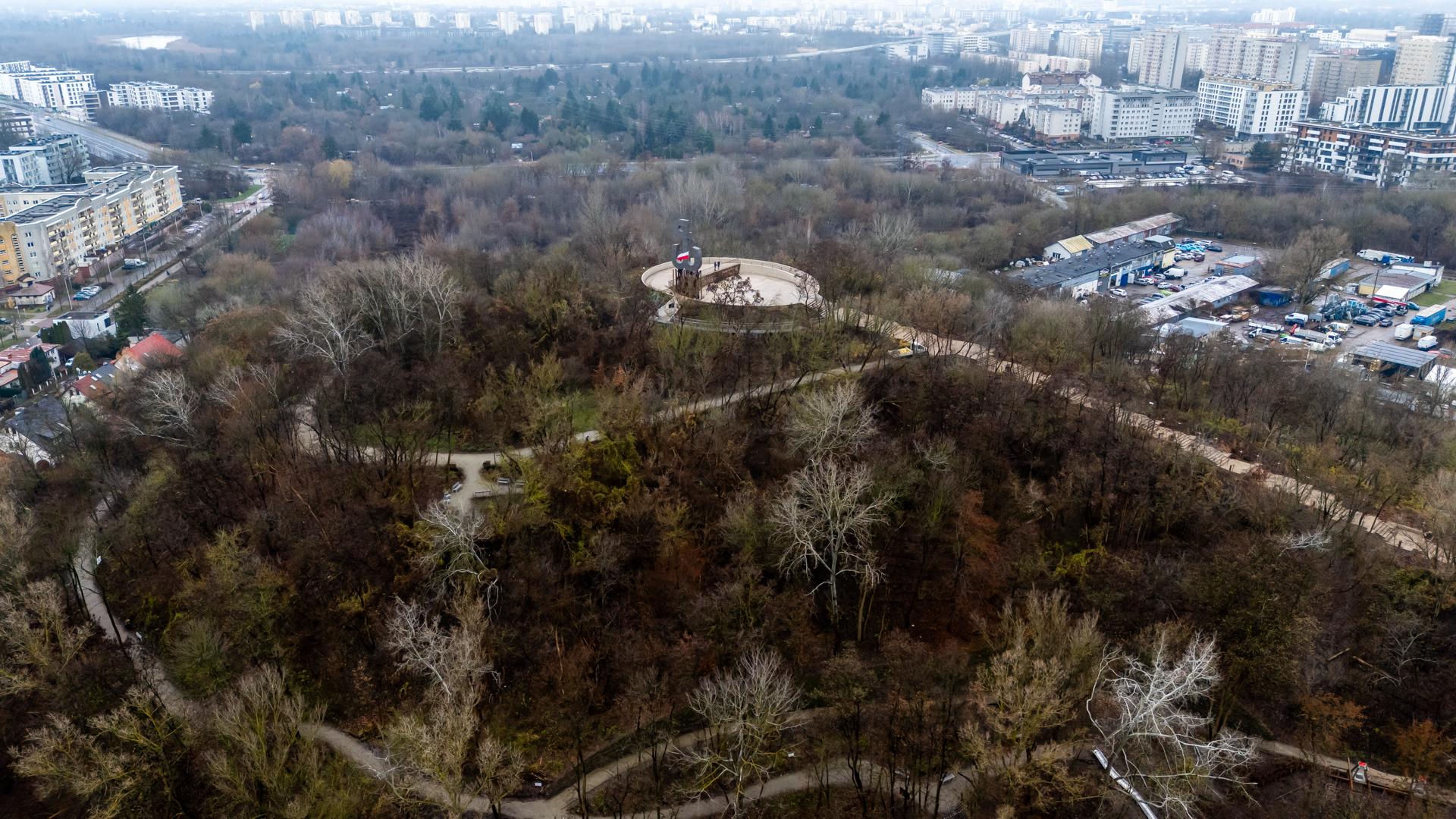 Park Akcji "Burza" w jesiennej odsłonie