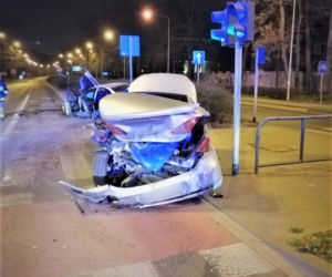 Pijany 24-letni Ukrainiec w BMW spowodował wypadek 