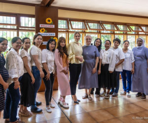 Marta Nawrocka na Filipinach