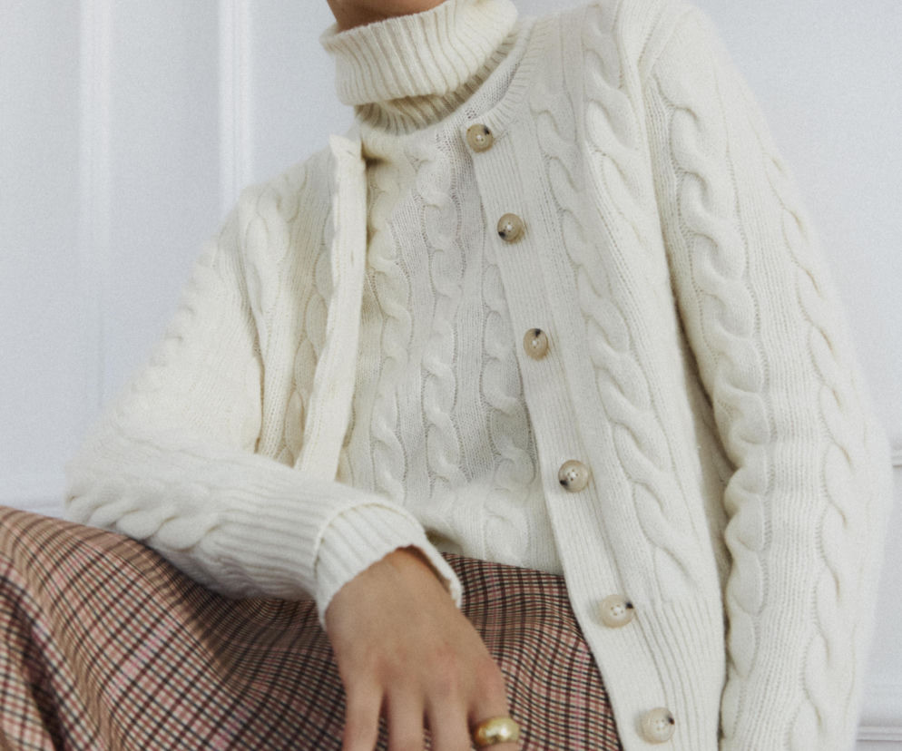 Kolor roku 2026 Pantone w modzie – jak Cloud Dancer wpływa na trendy?