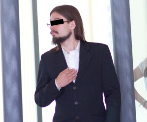 Przez buty wbił jej nóż w wątrobę