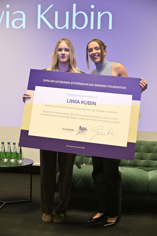 Iga Świątek rozdała stypendia