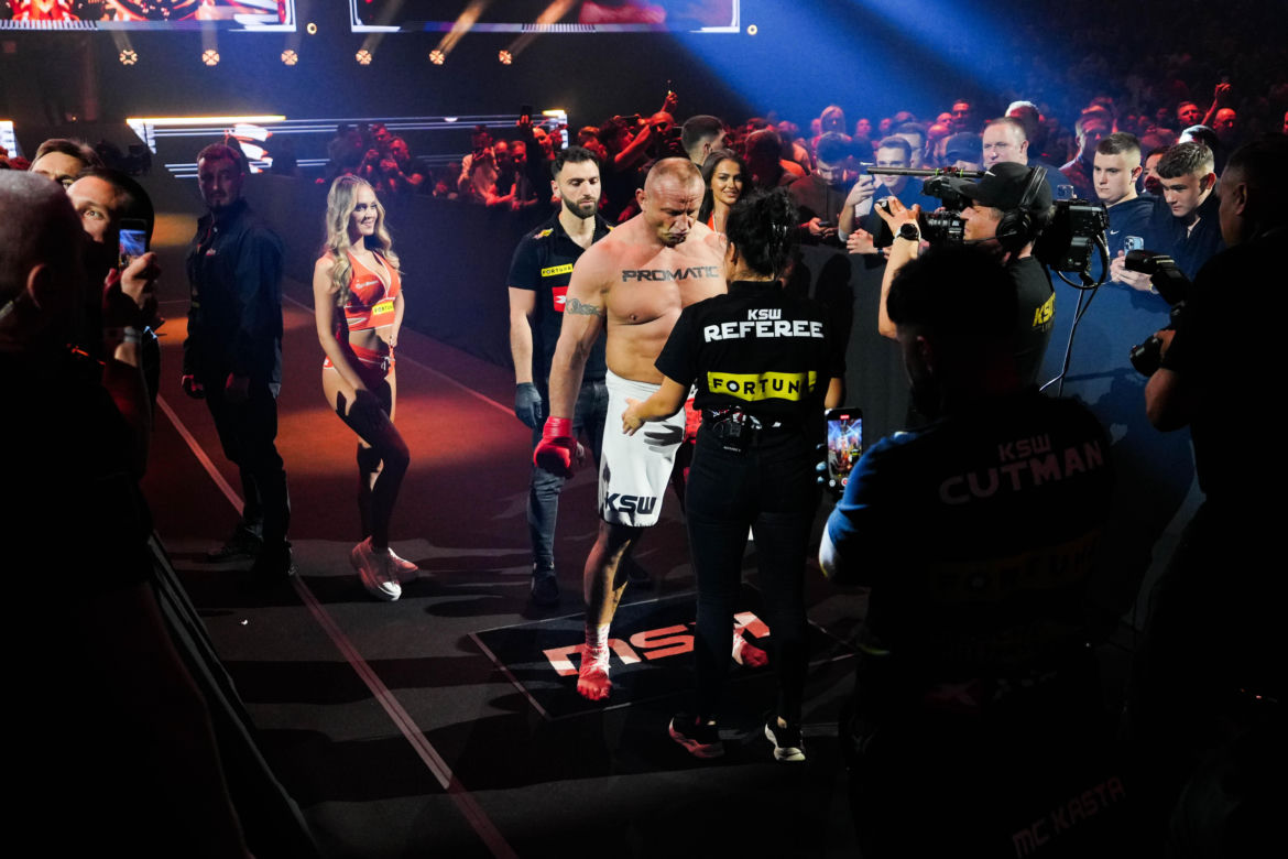Mariusz Pudzianowski vs Eddie Hall
