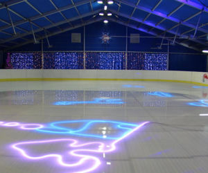 Lodowiska w Warszawie zapraszają! Gdzie na łyżwy w stolicy?