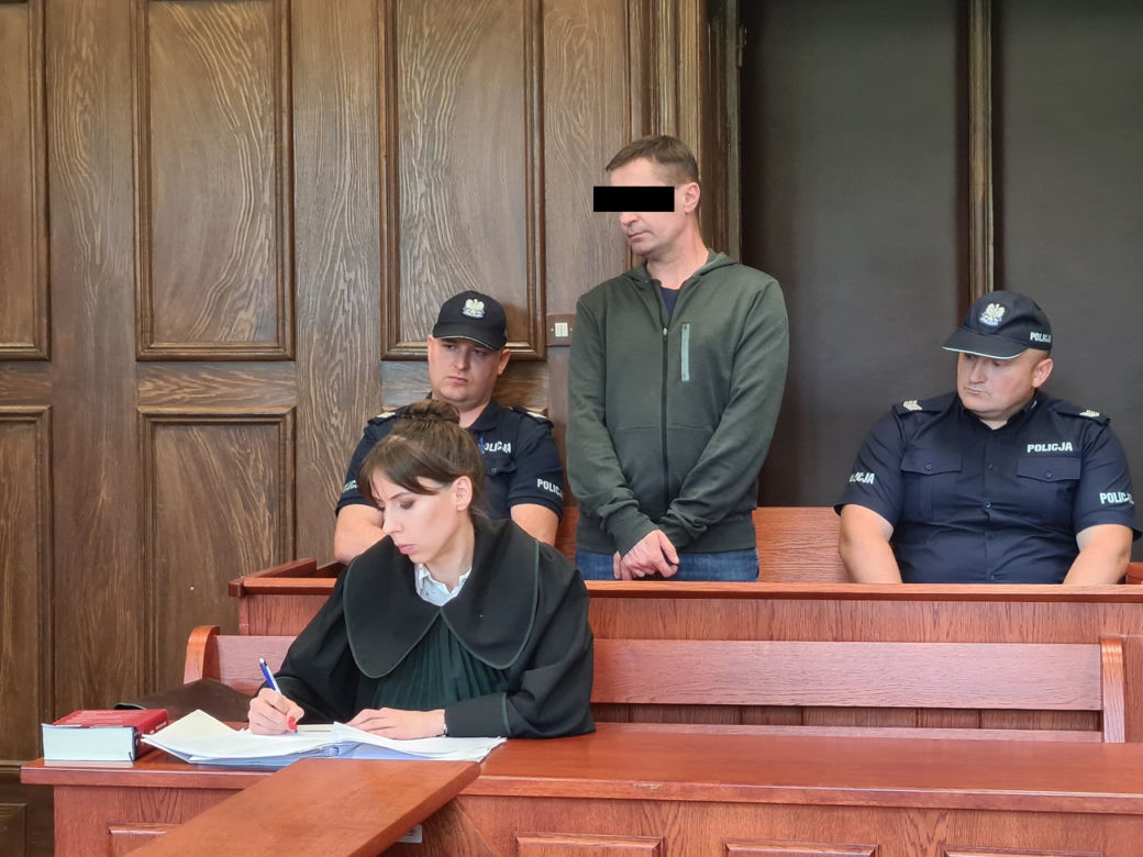 Leżajsk: tasakiem odciął  Maksowi dłoń. Proces Marka T. [GALERIA] 
