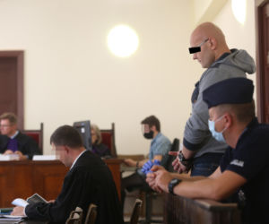 Urządził byłej partnerce piekło. Wywiózł do lasu i chciał zabić  