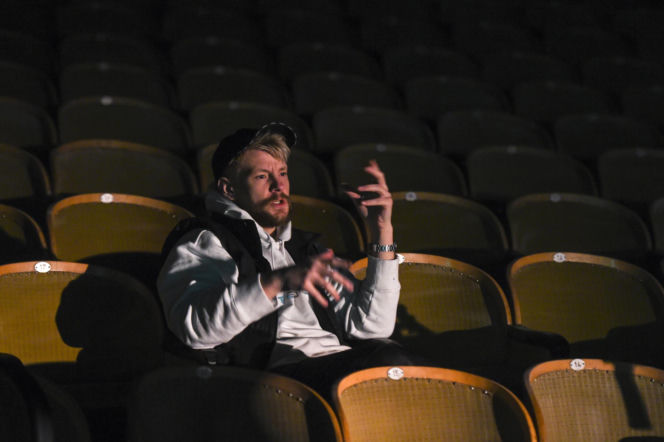 Sebastian Fabijański przeszedł ogromną metamorfozę. Kiedyś twardziel, dziś podbija taneczny parkiet