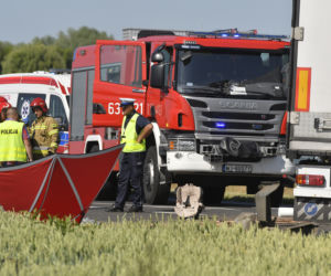 Wypadek w Elżbietowie. Zginęły dwie rodziny 
