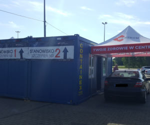 Punkt szczepień drive-thru w Siedlcach