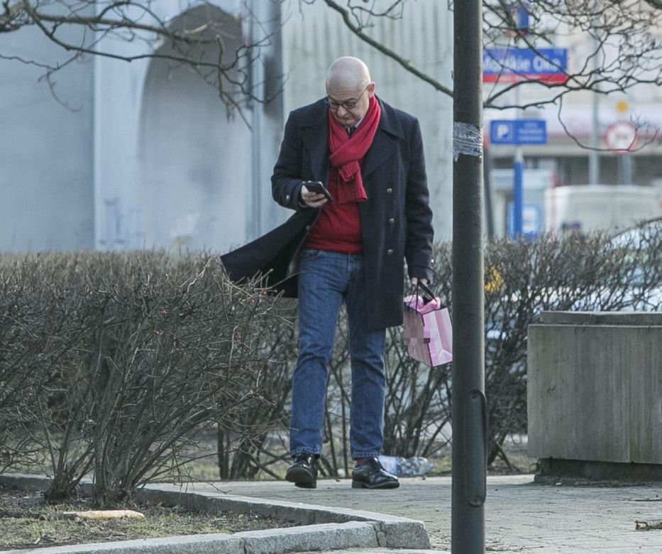 Premier kupił kwiaty a Kamiński bieliznę
