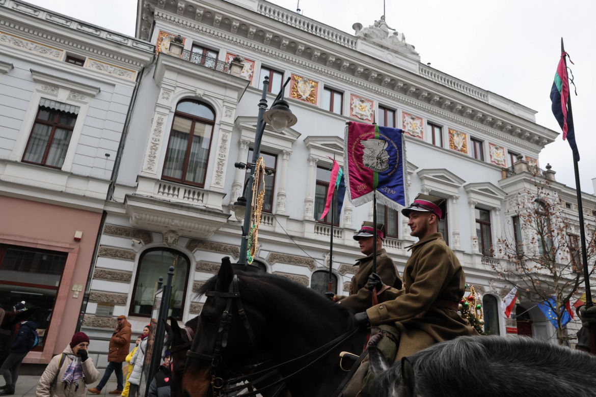 Łódź. Wielka Szarża na Piotrkowskiej w Łodzi, w ramach 33. Finału Wielkiej Orkiestry Świątecznej Pomocy.