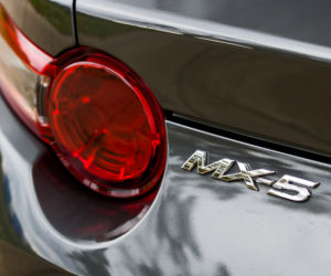 Mazda MX-5 RF 2.0 SKY-G 160 KM 6AT i-ELOOP SkyFREEDOM
