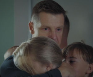 M jak miłość, odcinek 1908. Lenka (Olga Cybińska), Misiek (Aleksander Bożyk), Paweł (Rafał Mroczek), Kinga (Katarzyna Cichopek), Piotrek (Marcin Mroczek)