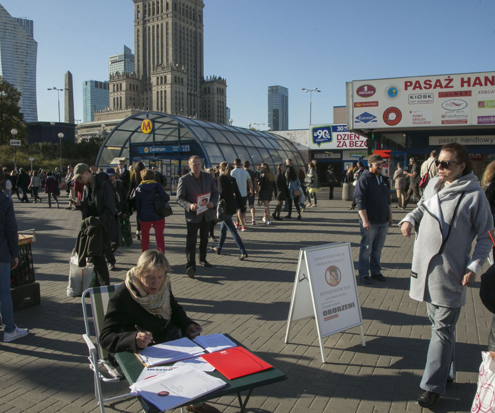 Zaczynają walczyć o referendum