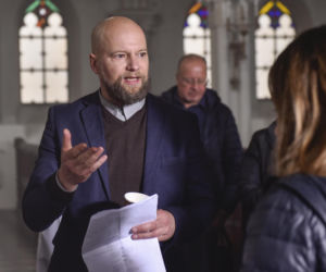 Tak Maciej Stuhr zmieniał się przez lata. Dziś trudno w nim rozpoznać chłopaka z Fuksa
