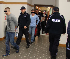 MAFIA WNUCZKOWA W SĄDZIE.