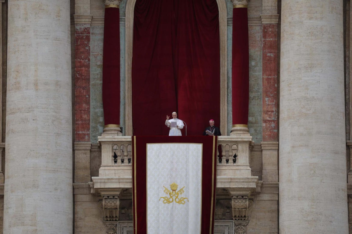 Leon XIV podczas modlitwy Regina Caeli zaapelował o modlitwę o powołania i odwagę dla młodych ludzi