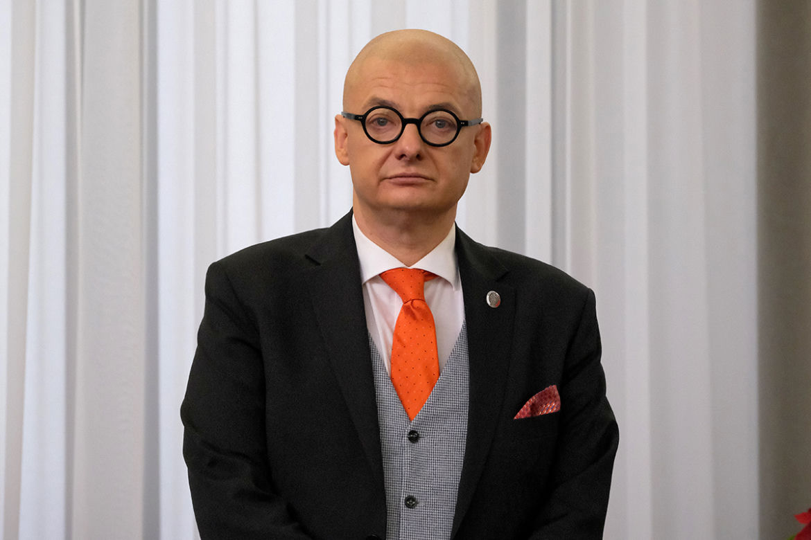 Ci politycy pokonali koronawirusa