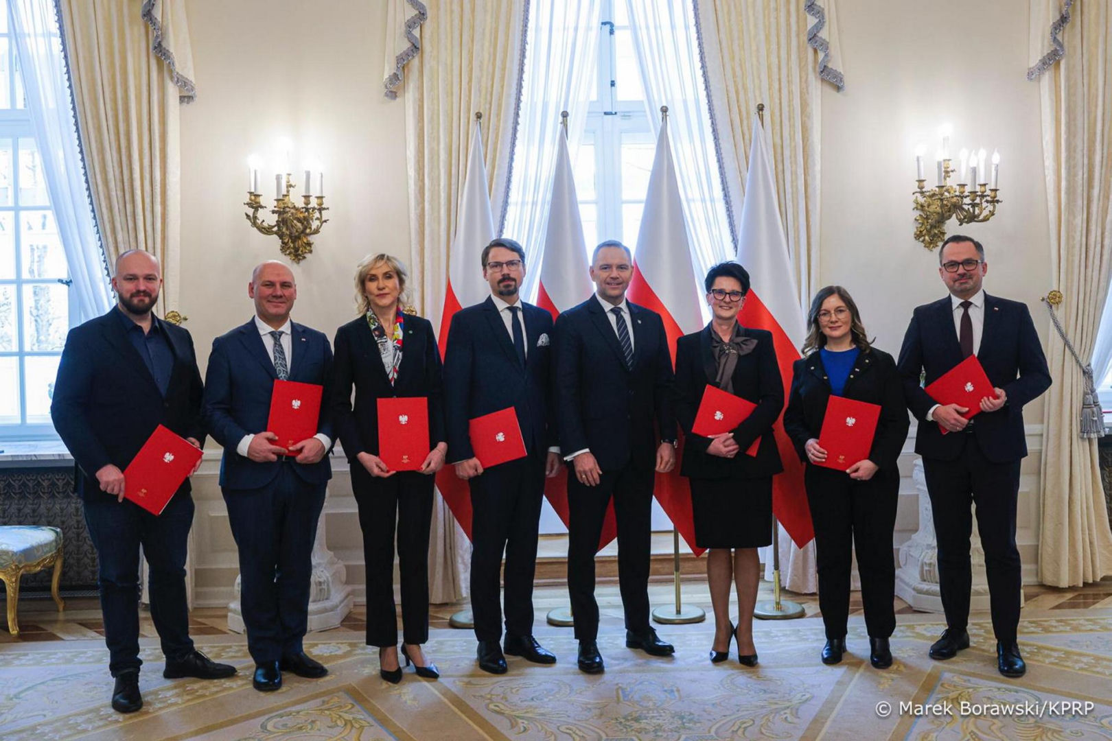 Karol Nawrocki ma nową radę. Siedmiu posłów wyróżnionych! Niektóre nazwiska zaskakuj…