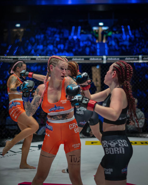 zawodniczki MMA po walce