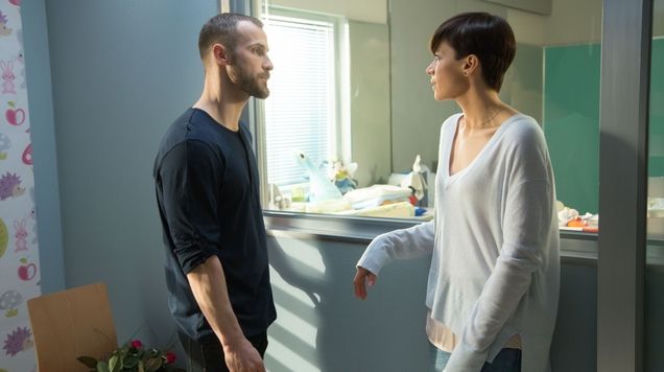 Na dobre i na złe odcinek 639. Sylwia Mróz (Magdalena Turczeniewicz), Robert Dębski (Bartosz Porczyk)