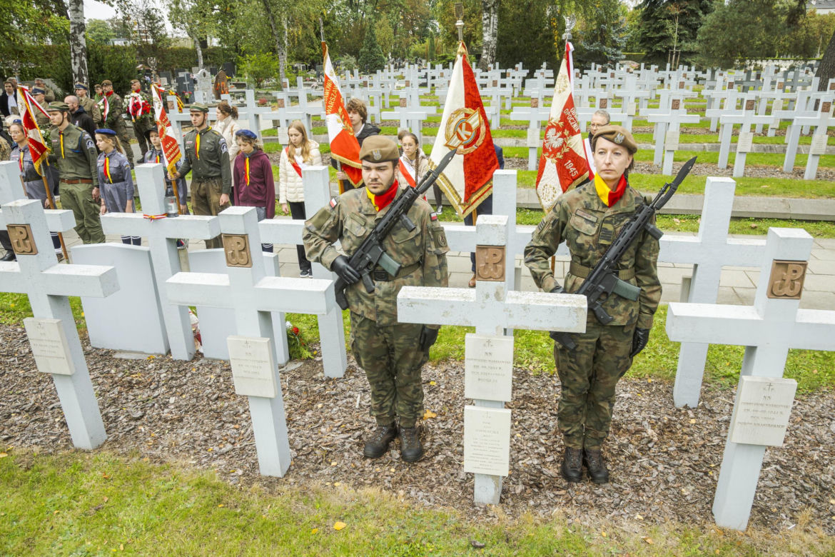 Dostał grób na Powązkach po 82 latach od śmierci. Tajemnica Jana Nowickiego „Rysia” odkryta