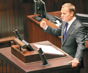 Ekspert od wizerunku Piotr Tymochowicz: Tusk był wystraszony jak sarna