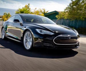 Tesla Model S 
