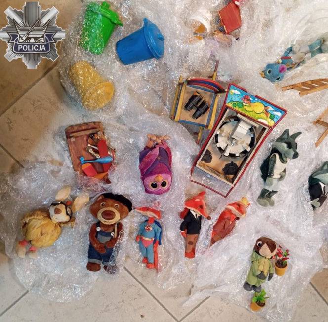 Prokuratura odzyskała zawłaszczone lalki z bajek studia Se-Ma-For