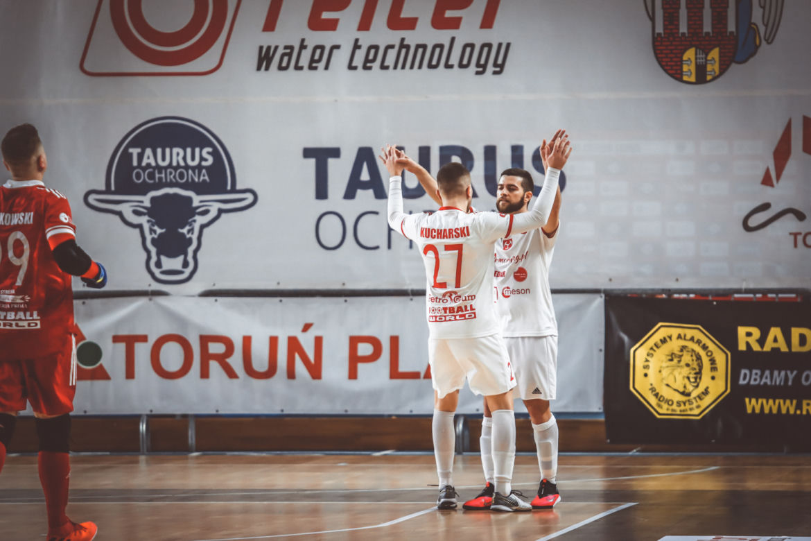 FC Toruń - Fit-Morning Gredar Futsal Brzeg 4:3, zdjęcia z Areny Toruń
