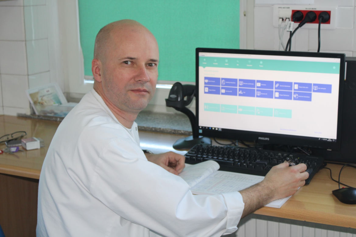 Dr. Paweł Kubik