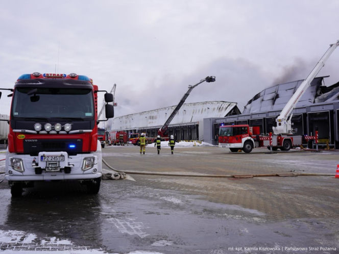 Pożar hali pod Poznaniem
