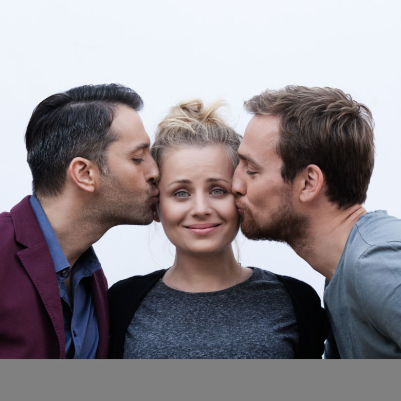 Singielka, Elka (Paulina Chruściel), Tomasz (Mateusz Janicki), Mikołaj (Filip Boek)