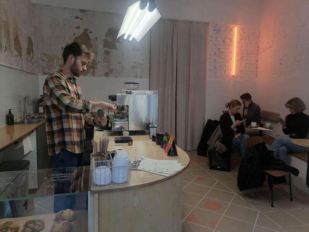 Nowa kawiarnia w centrum Lublina. Wcześniej był tu sklep mięsny. Dziś jest Miejska
