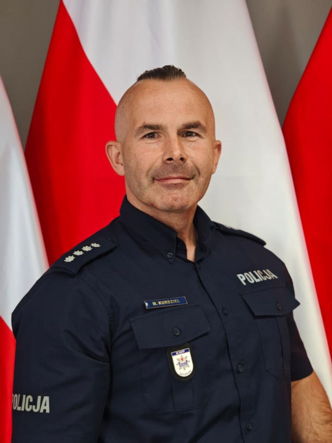 Policjant uratował życie pasażera
