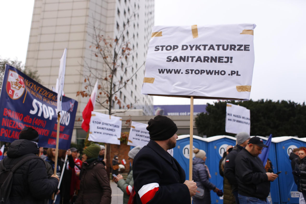 Marsz Niepodległości 2023 Warszawa. ZDJĘCIA. Tak stolica wygląda 11 listopada! GALERIA cz. 1