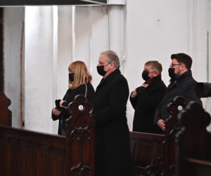 GDAŃSK: Pogrzeb Piotra Świąca. Dziennikarza żegnają tłumy