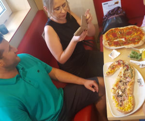 Warsztaty kręcenia pizzy z ekipą ESKA Summer City