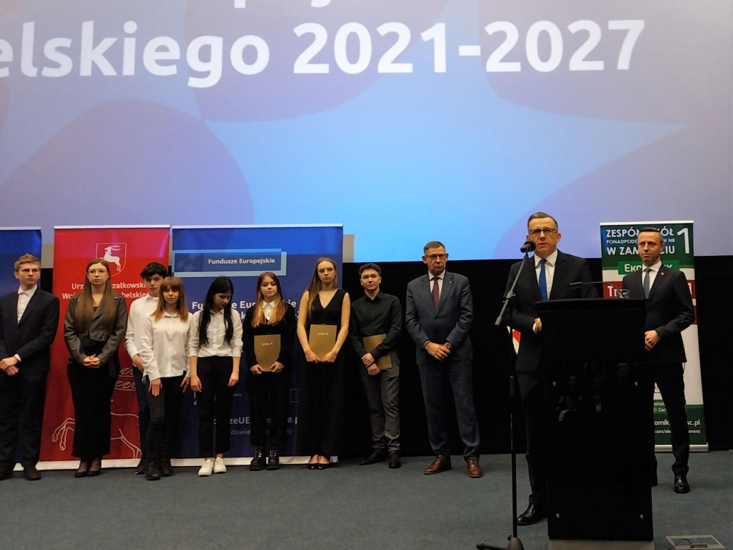 Uroczyste wręczenie stypendiów Marszałka Województwa Lubelskiego w CKF Stylowy w Zamościu