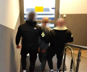 Okradł seniorkę ze Starego Sącza.  Jest już za kratkami!