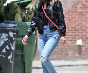 Ben Affleck i Ana de Armas na Harleyu
